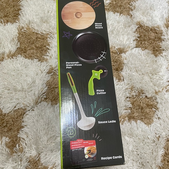 MasterChef Junior Cooking Pizza Set - Picture 3 of 3